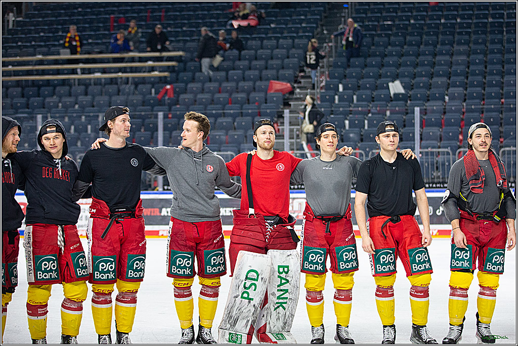 PENNY DEL; Koelner Haie- Duesseldorfer EG; Koeln, 16.12.2022